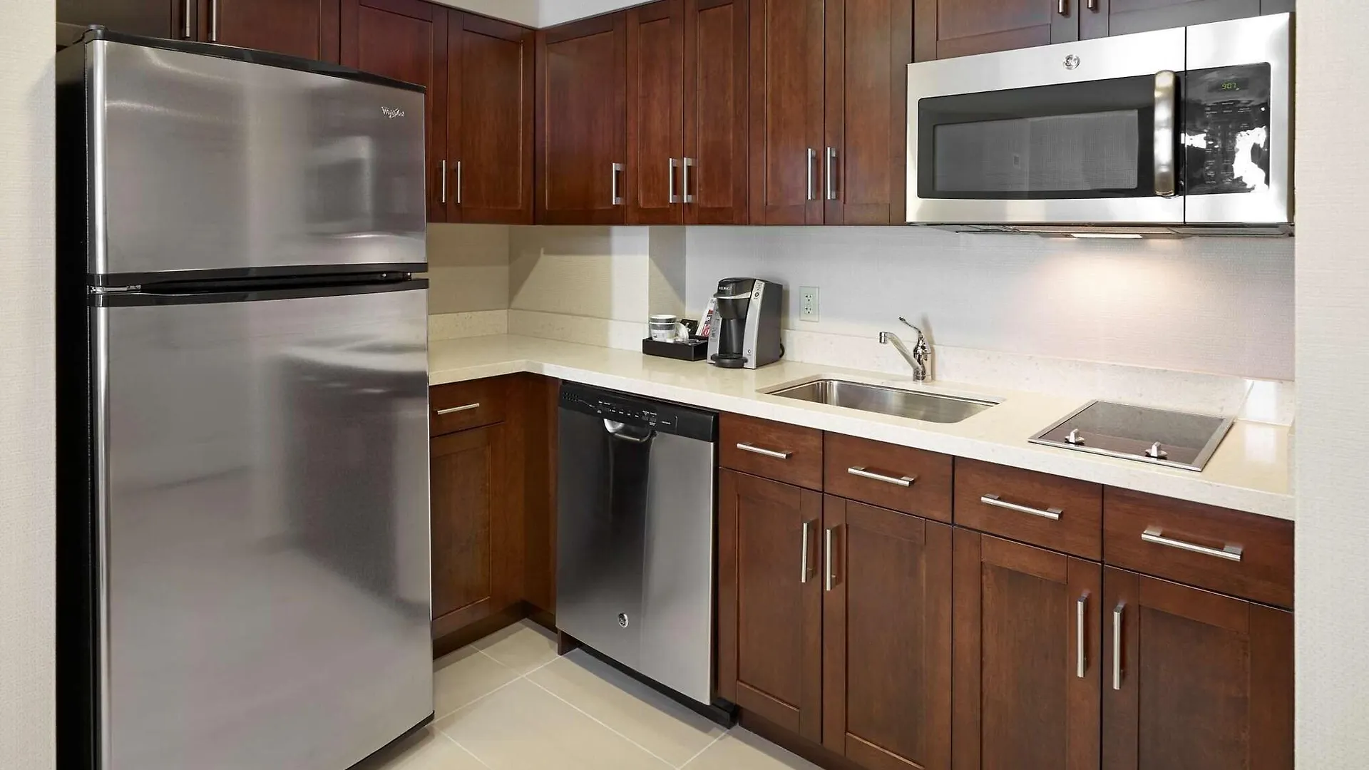 Homewood Suites By Hilton Halifax - Downtown 3*,