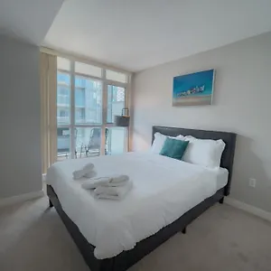 Downtown 2bed Free Parking , Toronto Canada