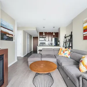 Explore Downtown From Luxury 1 Bed/bath , Vancouver Canada